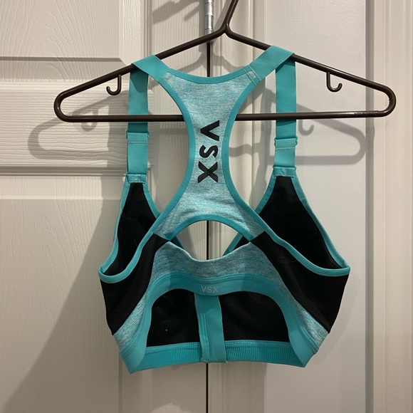 Victoria secret front zip sports bra in 34C - Picture 2 of 3